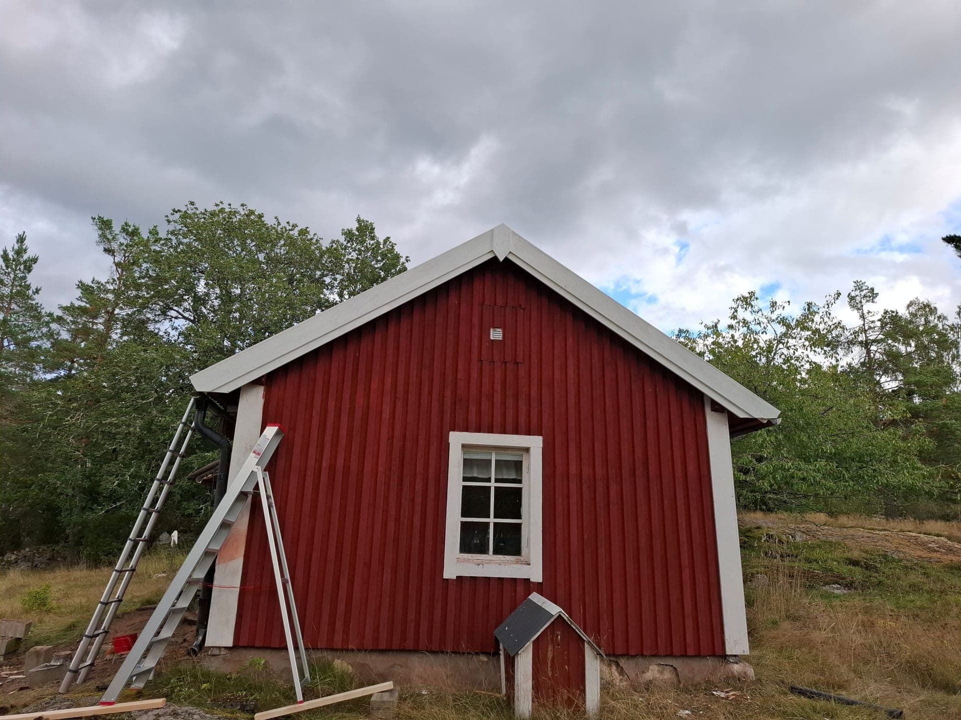 Renovering av faluröd skärgårdsstuga