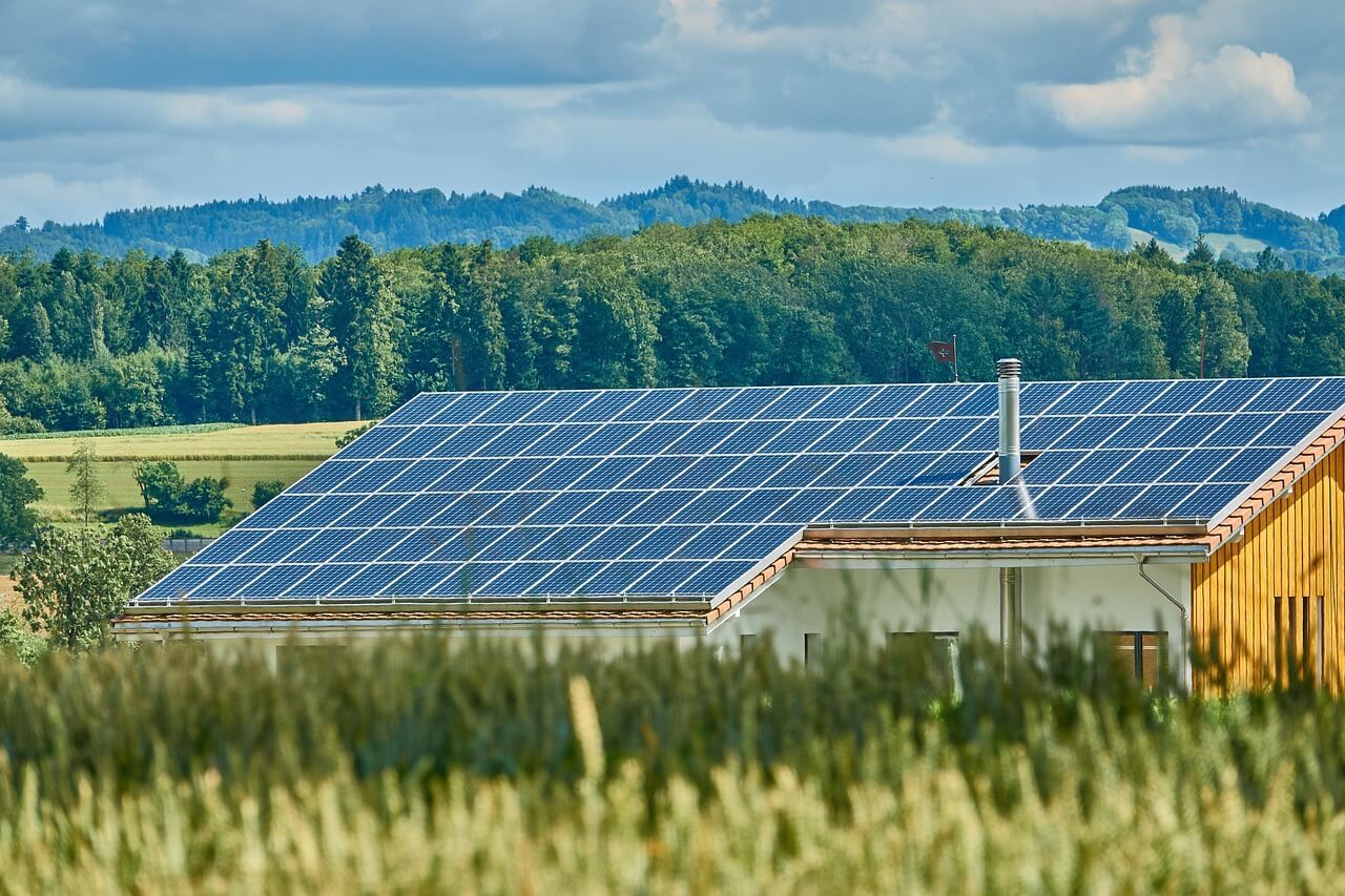 Solceller tak G2V Energi